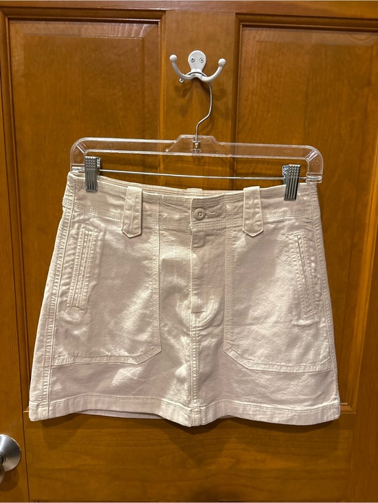 American Eagle Outfitters Dresses & Skirts - NWT American Eagle Outfitters Women’s Cream Utility Cargo Mini Skirt Size 2